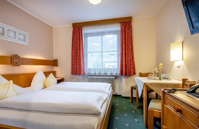 Double room (16 m²) from 14 nights - Café & Restaurant Klingler