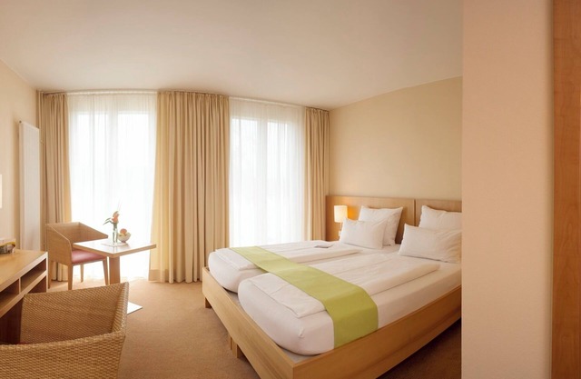 Double room with shower/WC category C