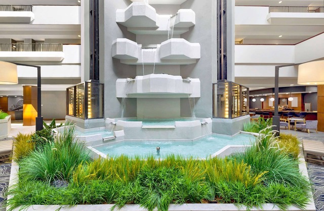 DoubleTree by Hilton Davenport