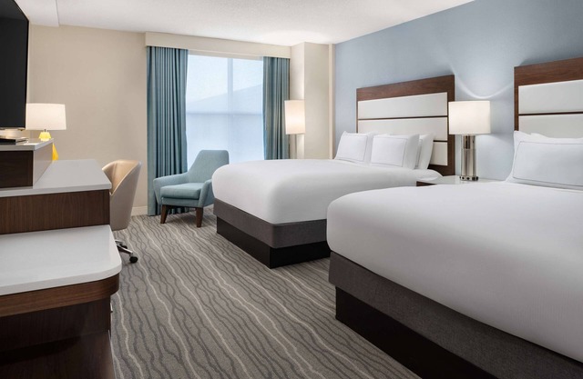 Doubletree by Hilton Hotel Norfolk Airport