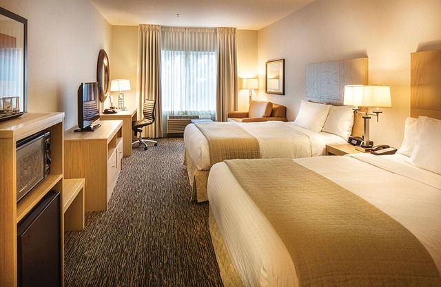 DoubleTree by Hilton Hotel Vancouver