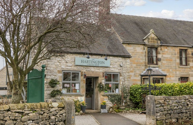 Dove Meadows House