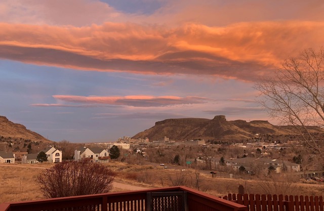 Downtown Golden - Expansive Views - Walk to Restaurants, Shops & Trails