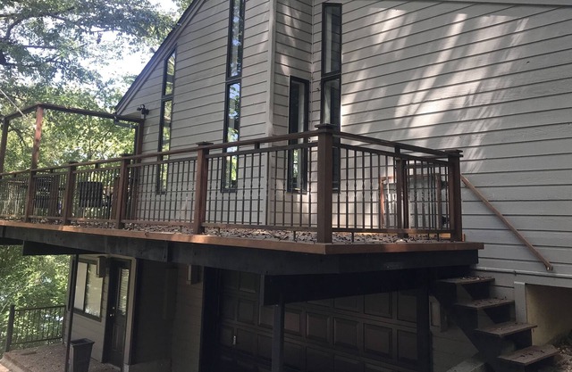 Downtown Rogers LakeFront House