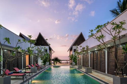 Downwinder Lagoon Lodge