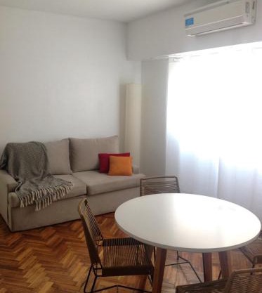 Dpto completo, luminoso y tranquilo en San Telmo