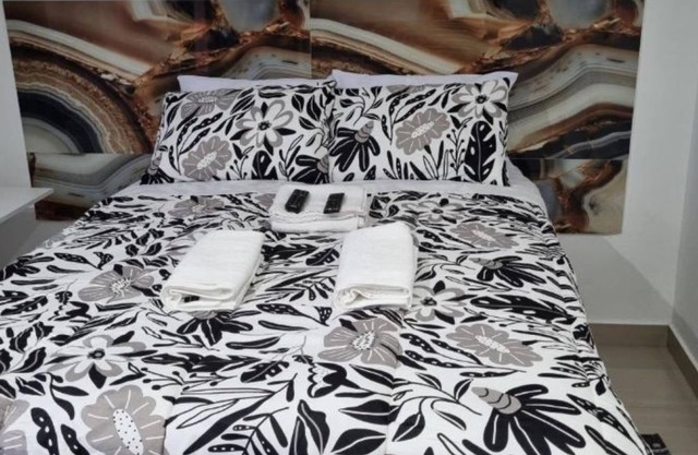 Dundee Viks Guest House - Apartment 2