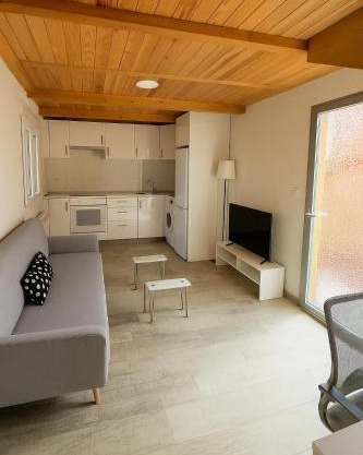 Duplex Miguelete tower & 4th FLOOR and NO elevator