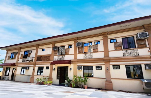 Dy Heritage Suites