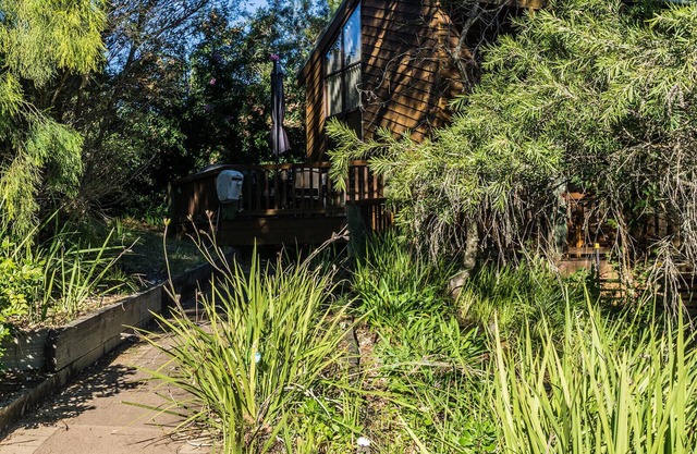 E 'La Desor Tranquil Bay Cottage