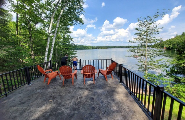 Eagle Point Rentals on White Sand Lake