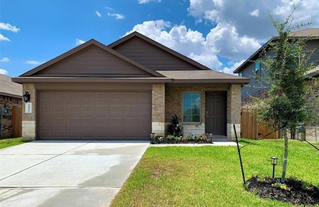 Earthy 3 Bedroom Oasis with Community Pool, Near Adventure Park