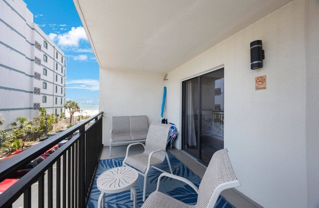 Easy Coastal Escape | Walk to Fun