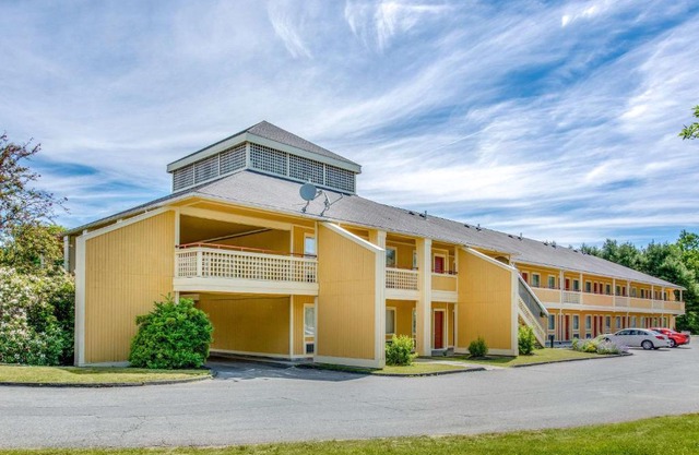 Econo Lodge Freeport - Brunswick Area