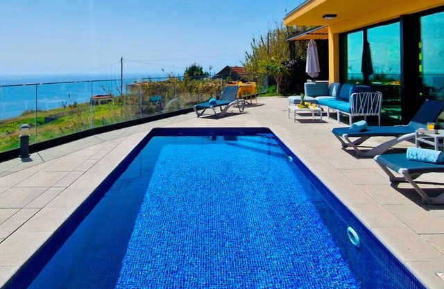 Eden Sun-Modern Luxury Villa with Panoramic View