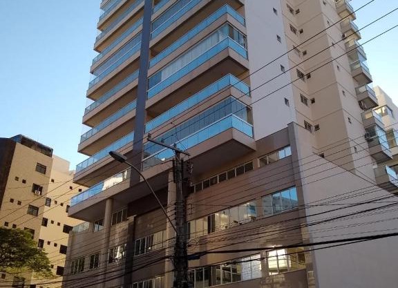 Edf Gil Nogueira-Praia Morro-Guarapari-3º Andar-APTO FTE-SOL MANHA-Piscina-Sauna-02 quartos com Ar -TV Tela Plana-Wi-Fi-Varanda Gourmet -Tela de Proteção - Purificador Água-Airfray-Dois elevadores-01 Garagem-Portaria 24 horas-50 mts da Praia do Morro