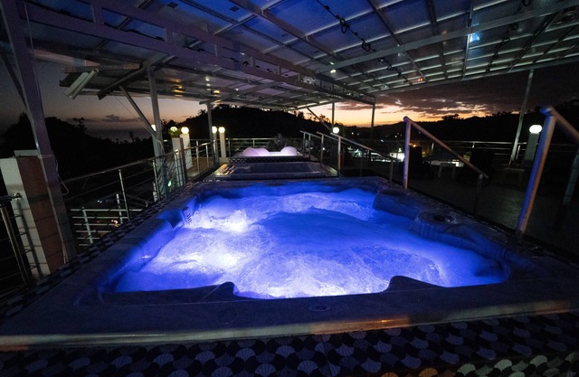 Edma Aparta Hotel