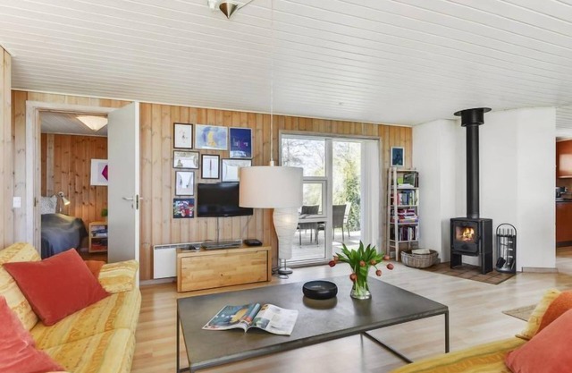 "Edvina" - 100m from the sea by Interhome