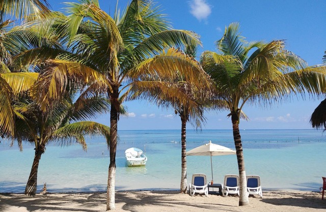 El Fuerte Beach Resort
