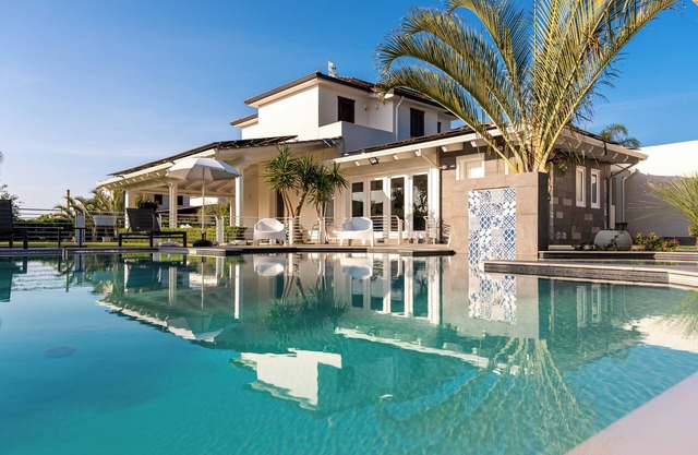 Elegant independent villa.nyou can spend your holidays in complete relaxation