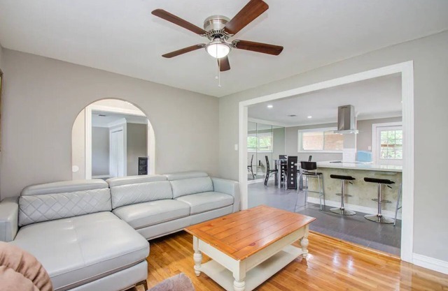 Elegant 3BR 2BA-10 min ~ Downtown & Galleria Houston