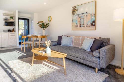 Elegant Living by Middleton Park, Fully Equipped