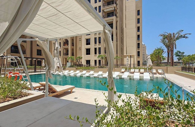 Elegant MJL Pool View Near Burj Al Arab