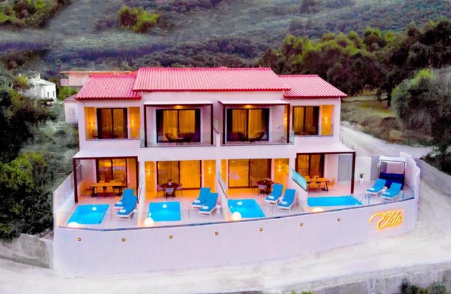 Elite Luxury Villas