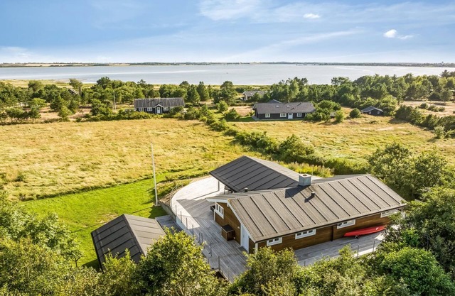 "Eljas" - 200m to the fjord by Interhome