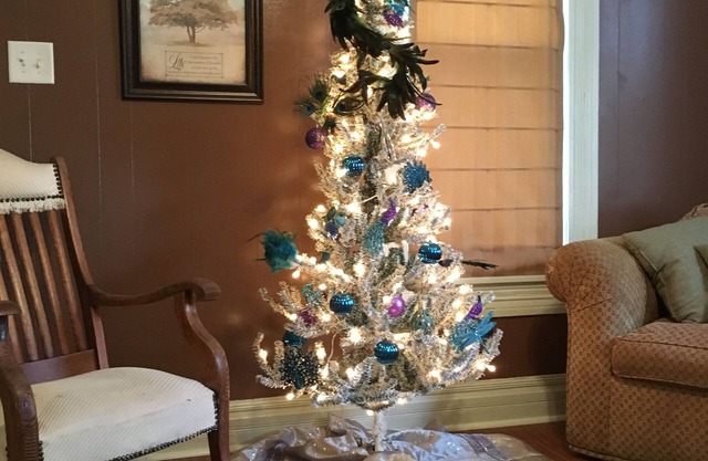 Ellis House - "Very cute, clean and quaint!"
