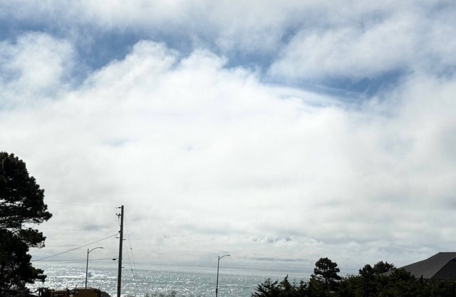 Emerald Isles-close to the beach