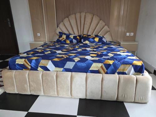 Emike Luxury Suites