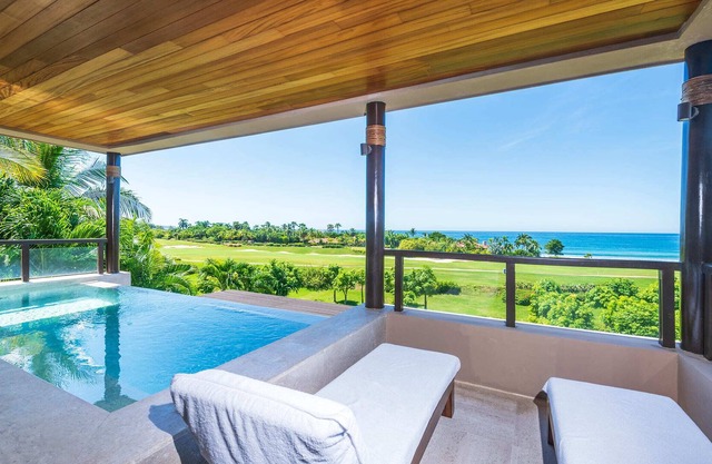 Enchanting 3 Bedroom Condo