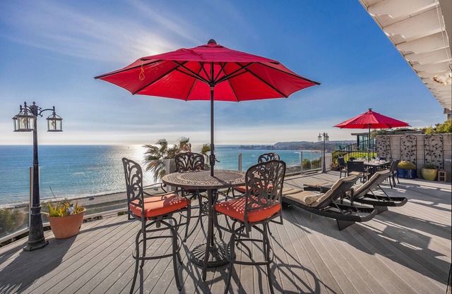 Endless Horizon on the Bluff