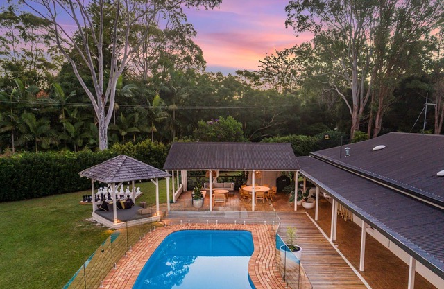 Endless Summer - gorgeous family home