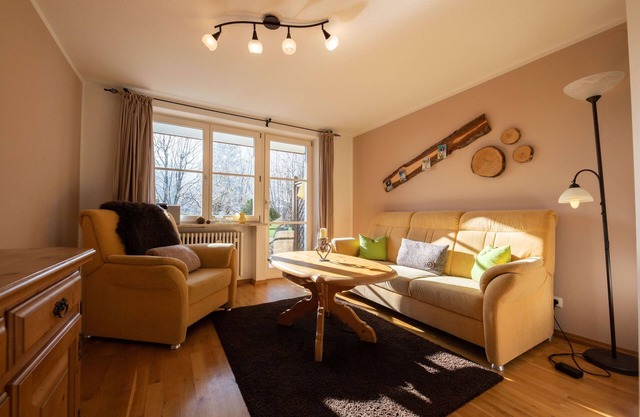 Enjoy a relaxing holiday in the apartment "Bergwiese" in Grainau