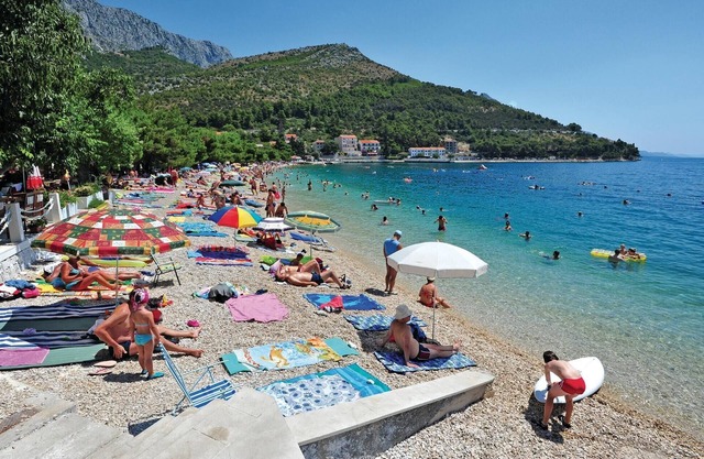 Enjoy a wonderful view of the countryside from this inviting vacation home with pool access.