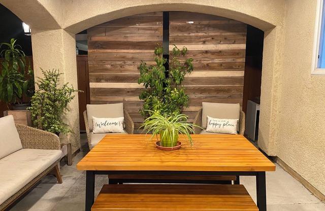 Enjoy San Diego! Less than 5-min drive to Sesame Place and NICU Amphitheater!