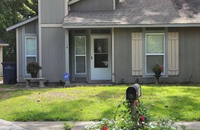 Enjoy the entire home and savor your privacy!