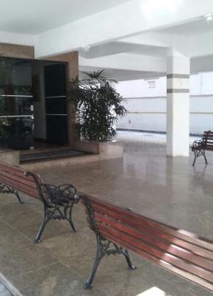 Enseada à 450m da praia