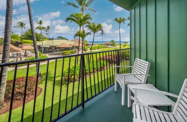 Ensuring a Very Comfortable & Memorable Stay! 2 Family-friendly Units, Pool