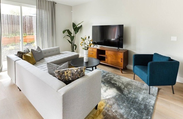 Entire Brand new residential home