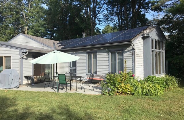 Entire house on privately situated Lilac Hill abuts conservation land