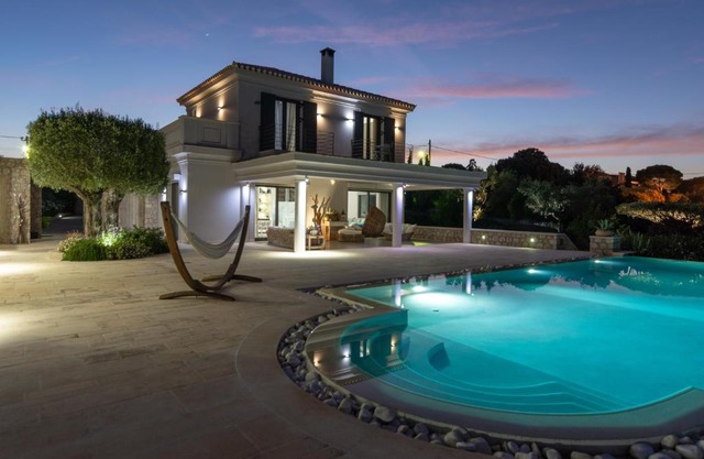 Ermioni Villa Eternity Pool & Tennis Court