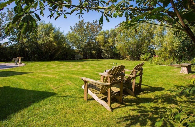 Erw Fach - a sea view that sleeps 9 guests in 4 bedrooms