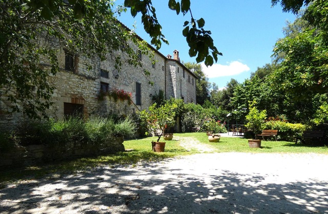 ESCAPE IN UMBRIA, Convent Sangiovanni