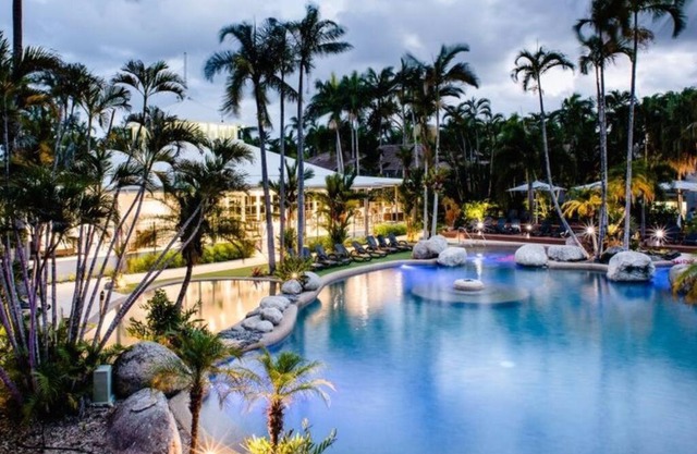Escape Life @ Port Douglas