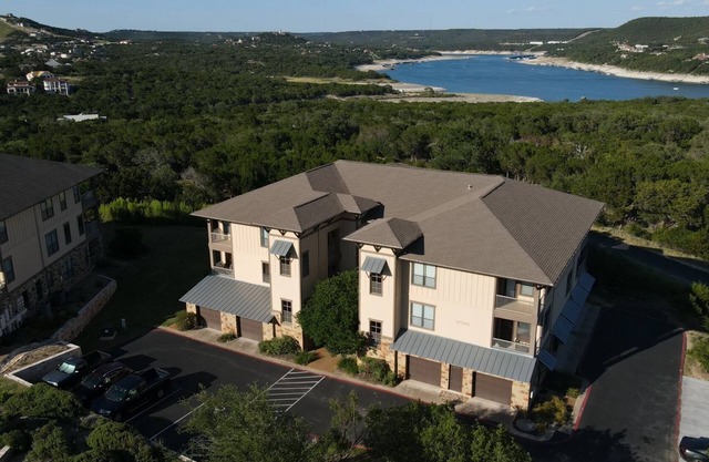 Escape To The Hollows on Lake Travis/golf card provided