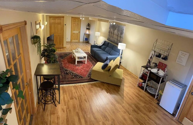 Escarpment Dwelling!