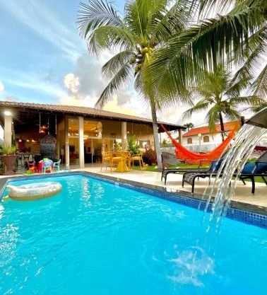 Espetacular casa a 50m da praia